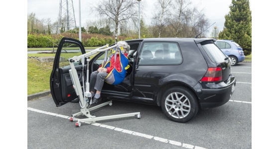 Try out the Ardoo 140 lightweight travel disability hoist