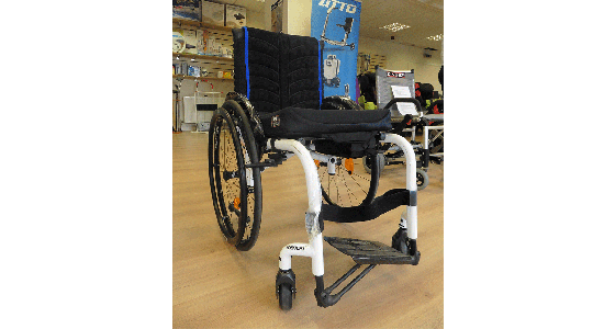 Quickie xenon 2 ex demo model with over £1400 saving