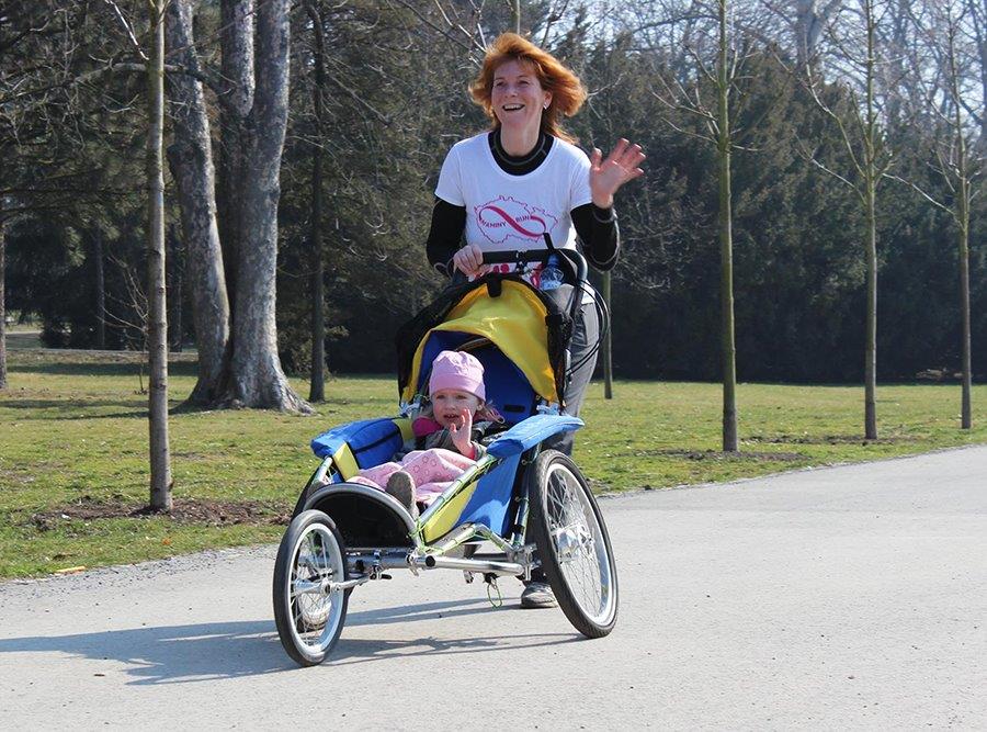 Benecykl running / cycling stroller now available in UK & Ireland